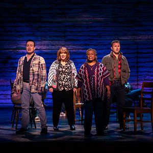 Foto Come From Away: Bienvenidos a Gander