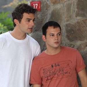 Foto Hermanos (Kardeşlerim)
