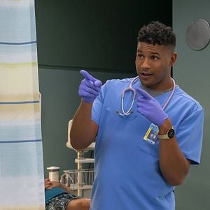 Foto Doogie Kamealoha: Una médica precoz