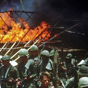 Foto Corazones de Hierro