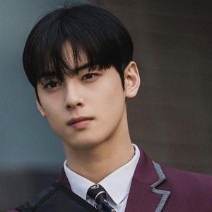Foto Eun-Woo Cha