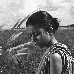 Foto Pather Panchali (La canción del camino)