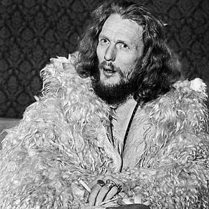 Foto Cuidado con Mr. Baker