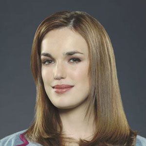 Foto Elizabeth Henstridge