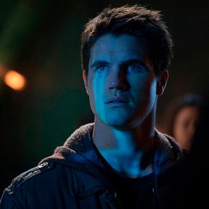 Foto Robbie Amell