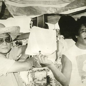 Foto Manila in the Claws of Neon