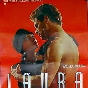 Foto Laura, del cielo llega la noche