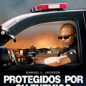 Foto Protegidos por su enemigo