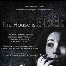 Foto The house is black