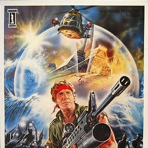 Foto Los invasores del abismo