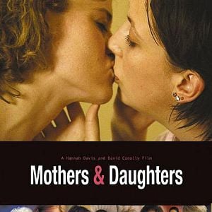 Foto Mothers and Daughters