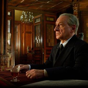 Foto Walking with the Enemy