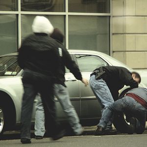 Foto How to Make Money Selling Drugs