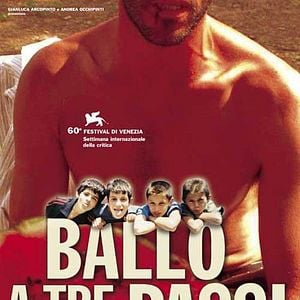 Foto Ballo a tre passi