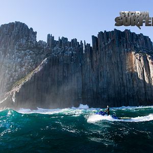 Foto Storm Surfers 3D (Surfistas de tormentas)