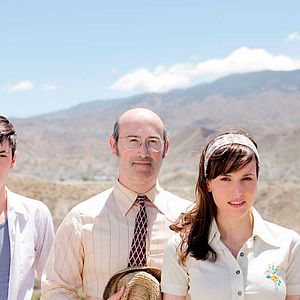 Foto Vivir es fácil con los ojos cerrados