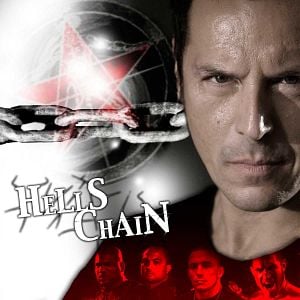 Foto Hell's Chain