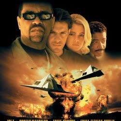 Foto Peligro en el aire