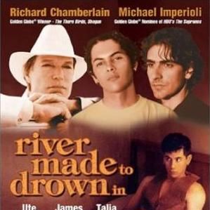 Foto A River Made to Drown In