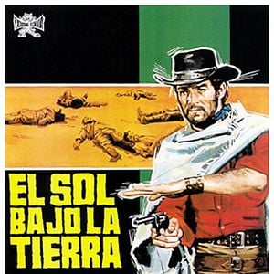 Foto El sol bajo la tierra