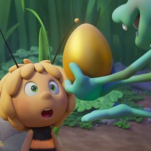 Foto La abeja Maya y el orbe dorado