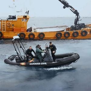 Foto Operación Marea Negra: La Travesía Suicida