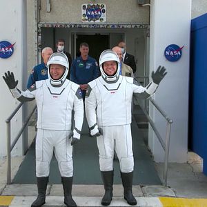 Foto Regreso al espacio