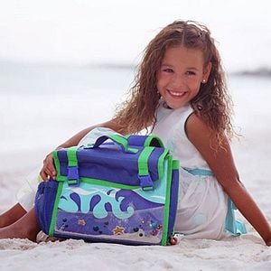 Foto Amy, la Niña de la Mochila Azul