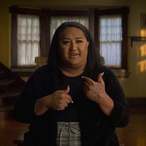 Foto La mujer en la pared