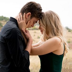 Foto Hero Fiennes Tiffin