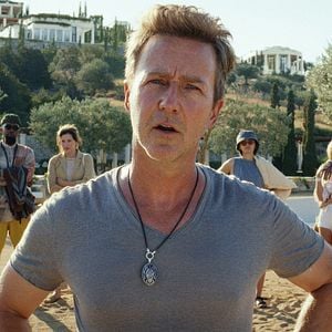 Foto Puñales por la espalda: El misterio de Glass Onion