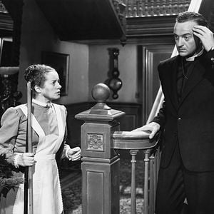 Foto La mujer del Obispo