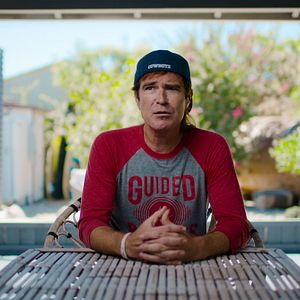 Foto El mochilero del hacha