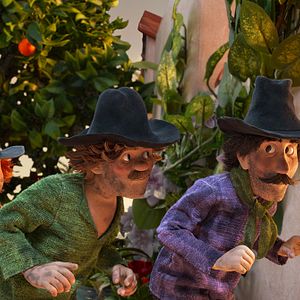 Foto Tres ladrones y un león