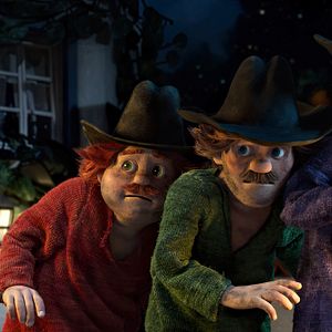Tres ladrones y un león - Película 2023