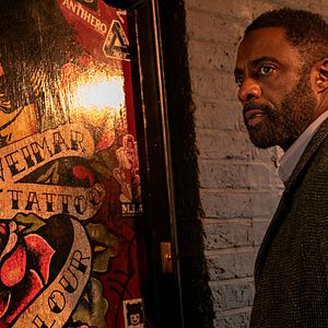 Foto Luther: Cae la noche