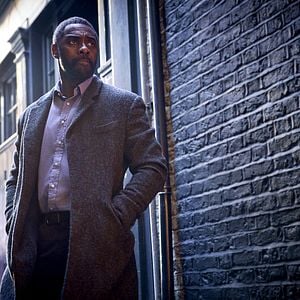 Foto Luther: Cae la noche