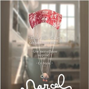 Foto Marcel The Shell With Shoes On