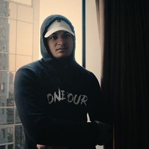 Foto OneFour: Against All Odds