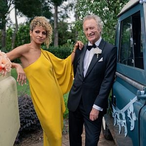 Foto Cualquiera menos tú