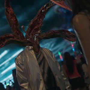 Foto Parasyte: Los grises