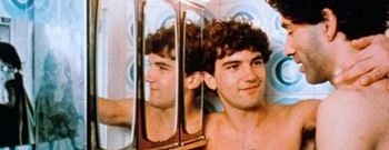 Hace 44 años causó gritos y polémica en su debut español. Ahora es uno de los actores internacionales más queridos del mundo, ¿le reconoces?