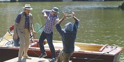 Cartel de Educando a un bebé