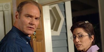 Cartel de Malcolm Dates A Family