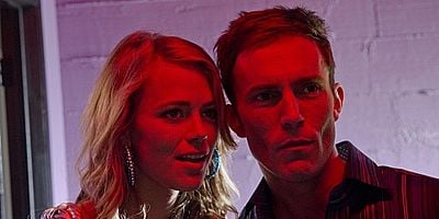 Cartel de Nadar profundo