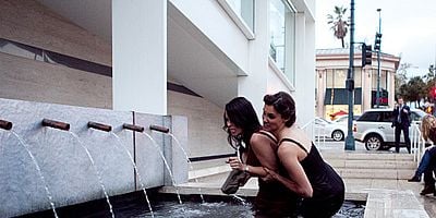 Cartel de Enemigo interno