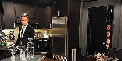 Cartel de Polos opuestos