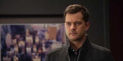 Cartel de Enemy Of My Enemy