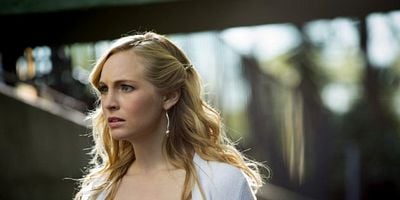 Cartel de Venid todos los fieles