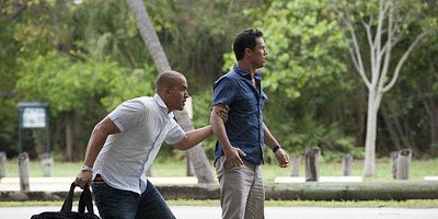 Cartel de Desperate Times